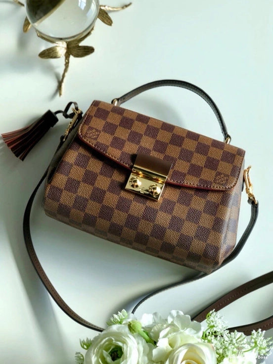 Aaa replica bags Louis Vuitton CROISETTE 0719